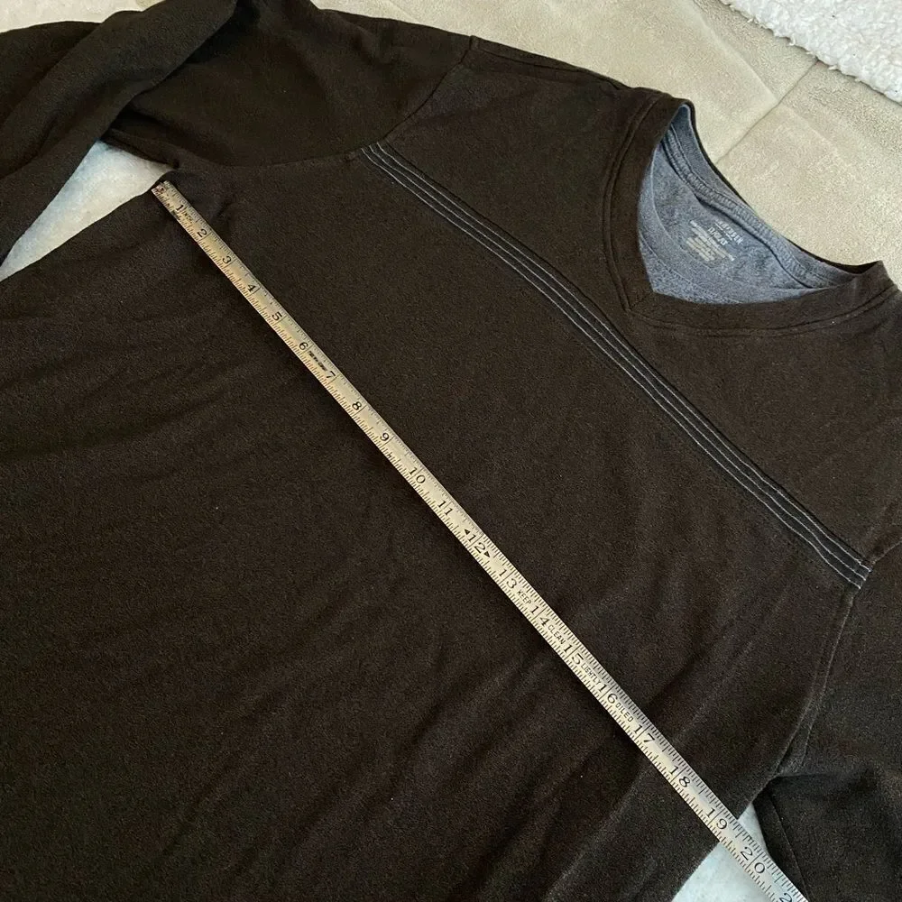 Van Heusen Sweater Gray Long Sleeve with Mock Blue Undershirt Size L